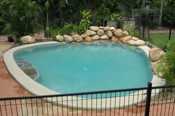 pools 170811 738